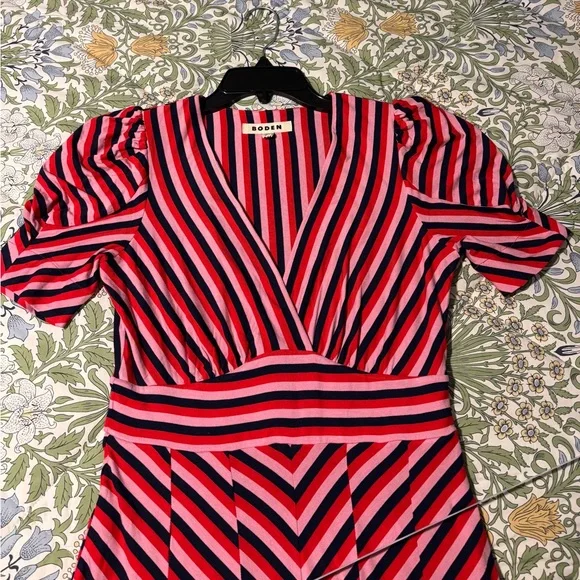 Boden Kristen Stripe A-Line V-Neck Midi Dress - Picture 14 of 16